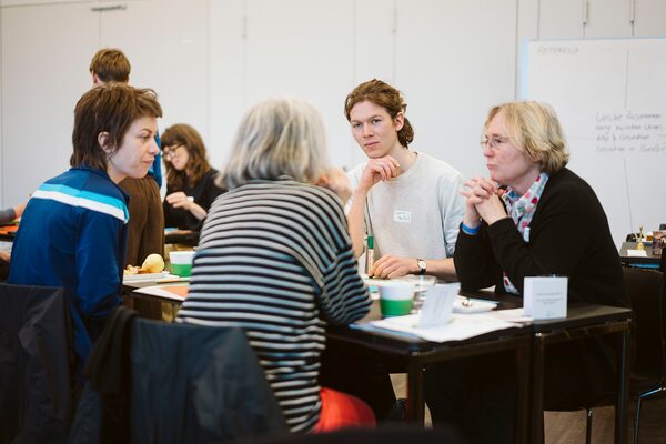 Auf dem Trockenen? DIALOG über Wasserknappheit und Hitze in Berlin 9