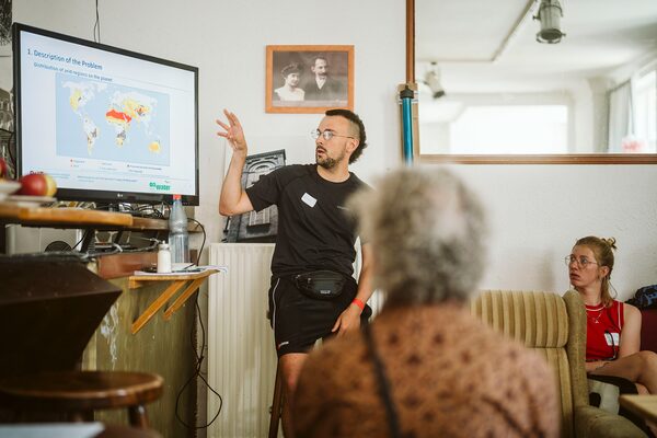 BODIES OF WATER. Learning from the River Panke through Art, Science, and Storytelling 9