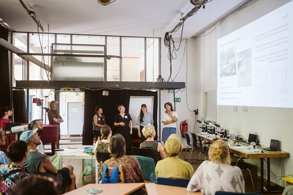 BODIES OF WATER. Learning from the River Panke through Art, Science, and Storytelling 7